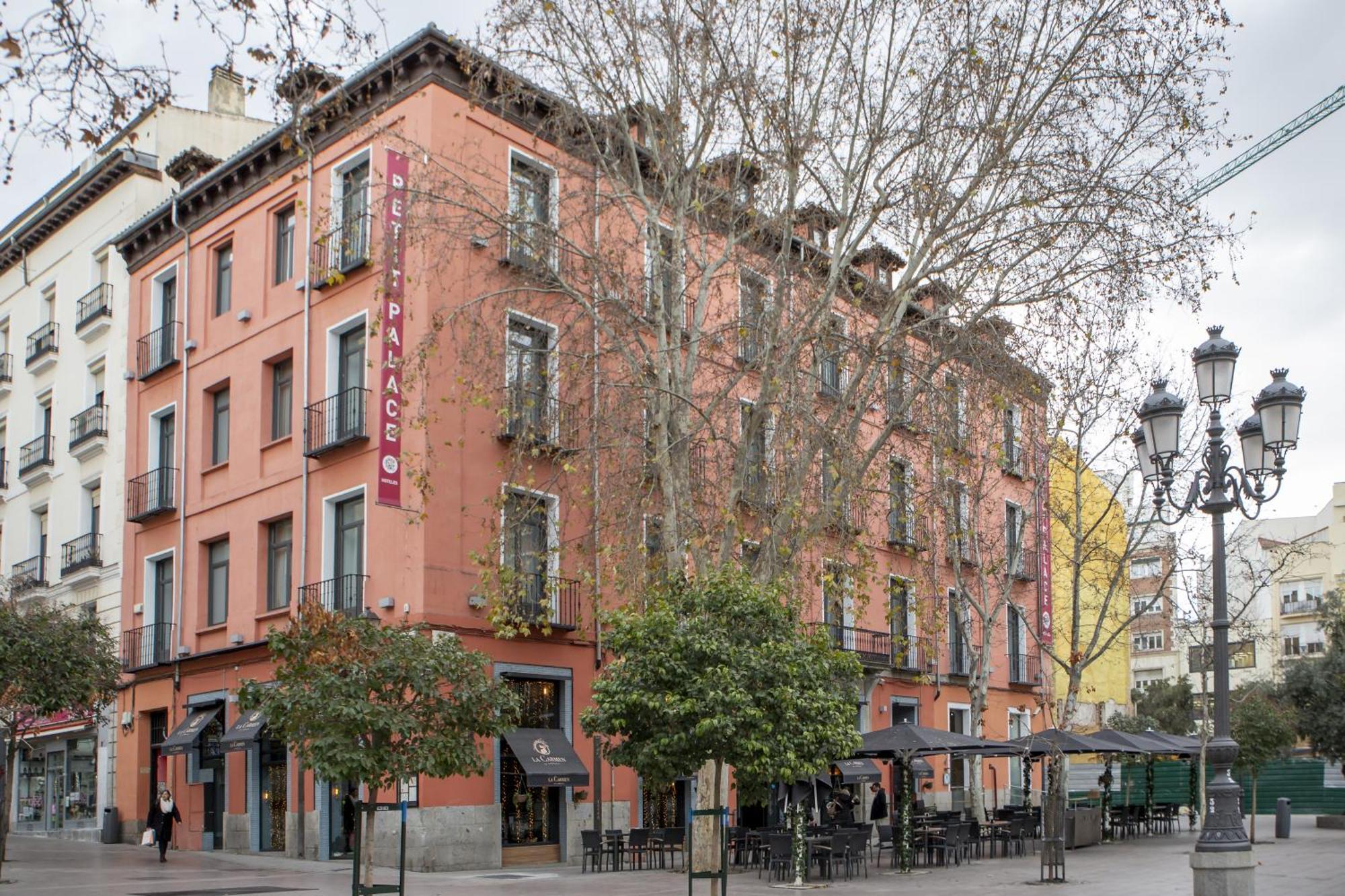 Petit Palace Plaza Del Carmen Madrid Exterior photo